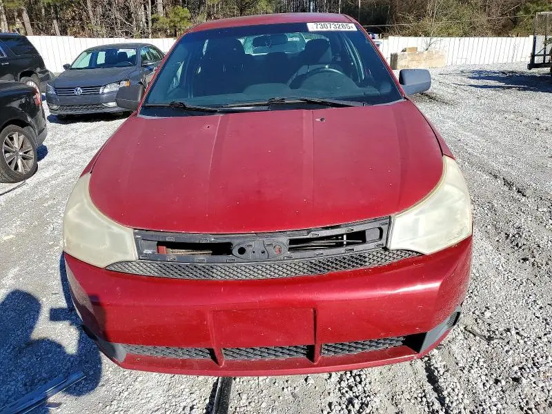 2010 FORD FOCUS SE  