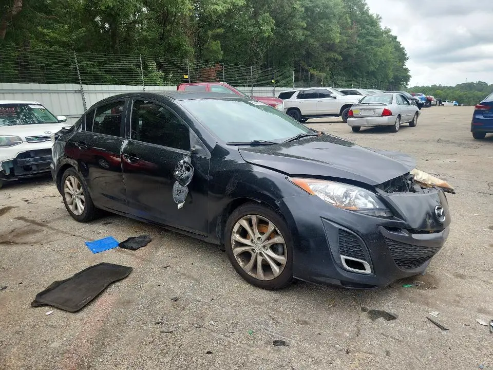 2011 MAZDA 3 S  