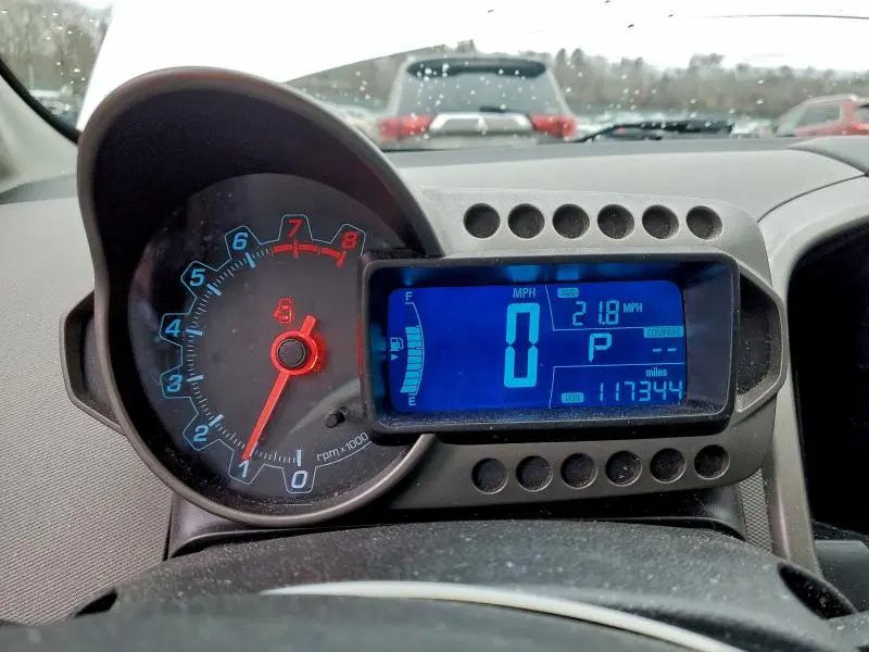 2015 CHEVROLET SONIC LS  