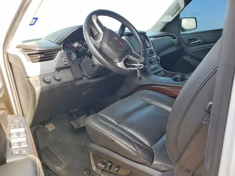2019 GMC YUKON XL K1500 SLT  