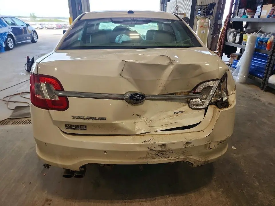 2011 FORD TAURUS SEL  