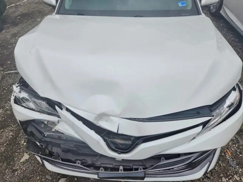2018 TOYOTA CAMRY XLE V6  