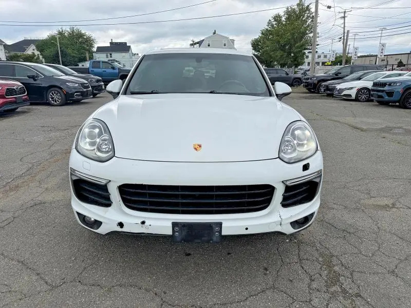 2018 PORSCHE CAYENNE   