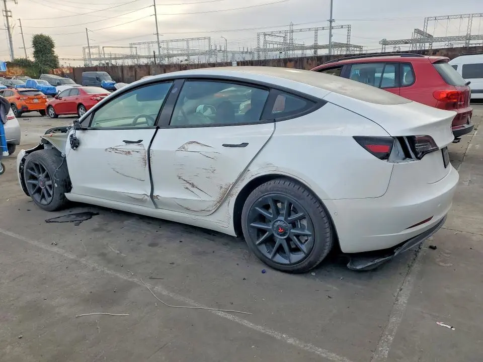 2021 TESLA MODEL 3   