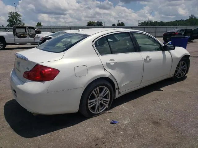 2011 INFINITI G37 BASE  