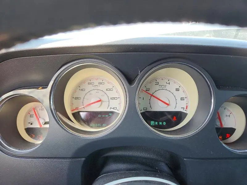 2012 DODGE CHALLENGER SXT  