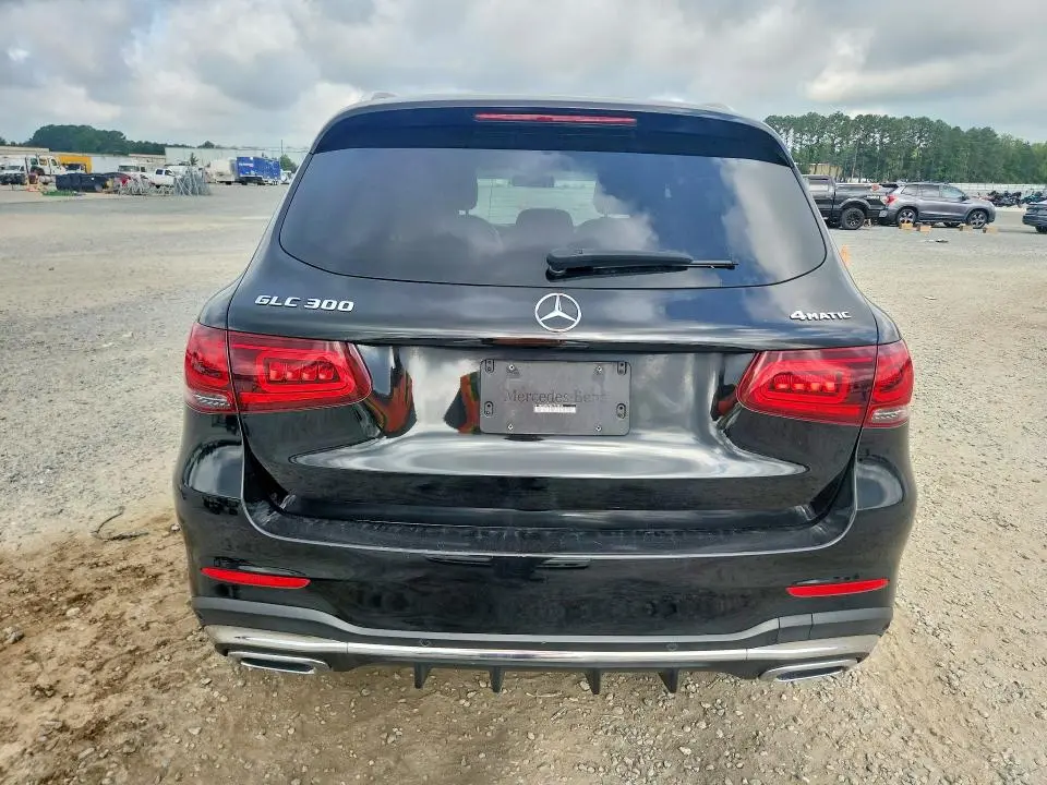 2021 MERCEDES-BENZ GLC 300 4MATIC  