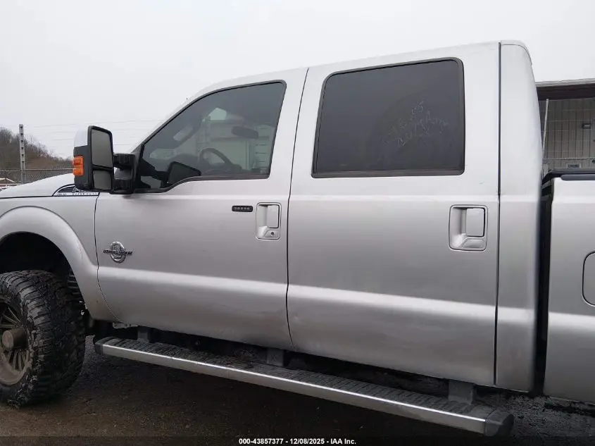 2016 FORD F-250 LARIAT