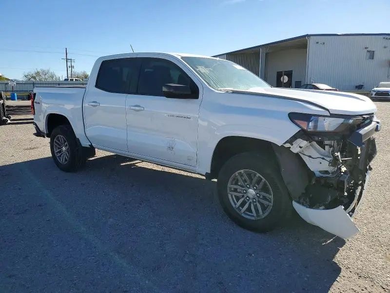 2023 CHEVROLET COLORADO LT  