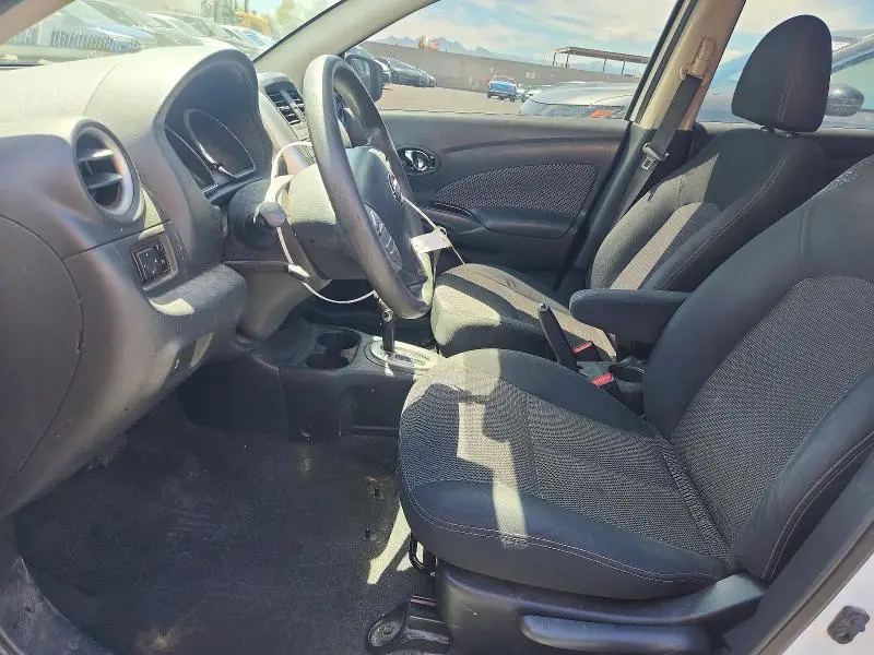 2015 NISSAN VERSA 1.6 SV  