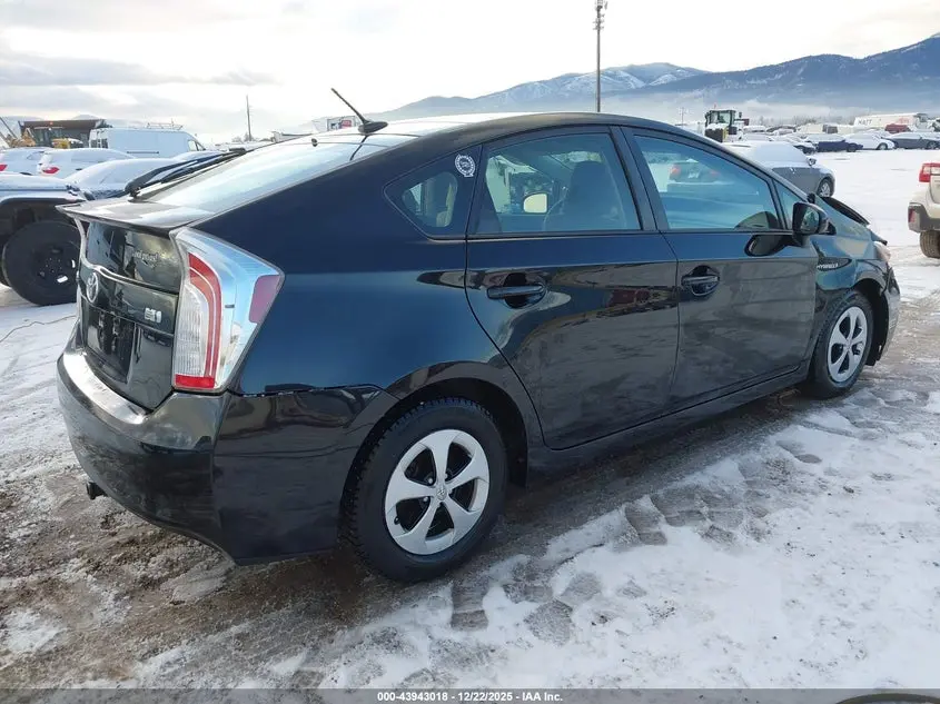 2014 TOYOTA PRIUS THREE