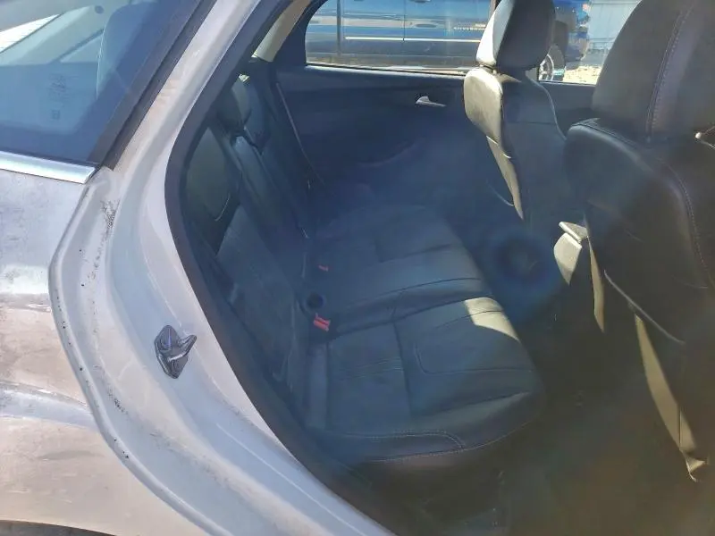 2014 FORD FOCUS TITANIUM  