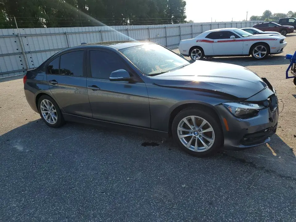2017 BMW 320 I  