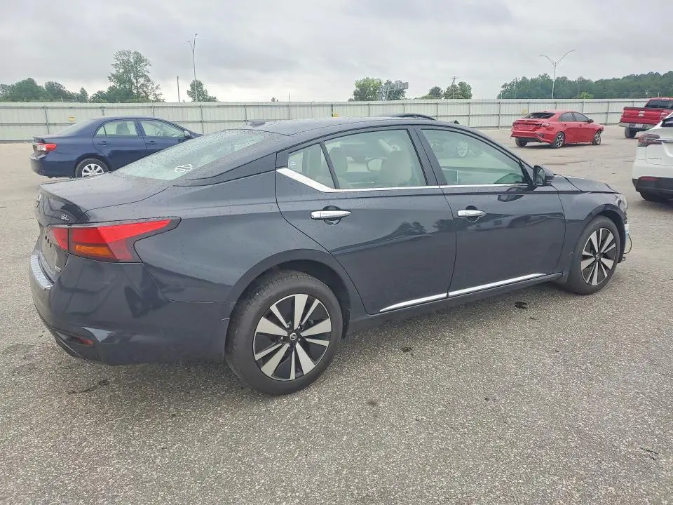 2019 NISSAN ALTIMA SL  