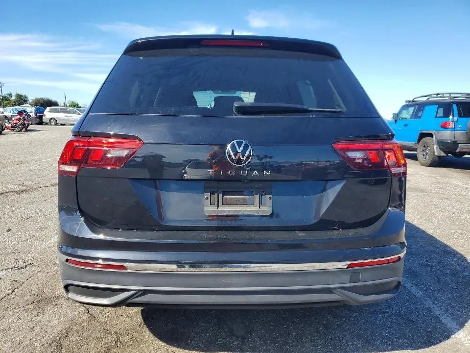 2022 VOLKSWAGEN TIGUAN S  