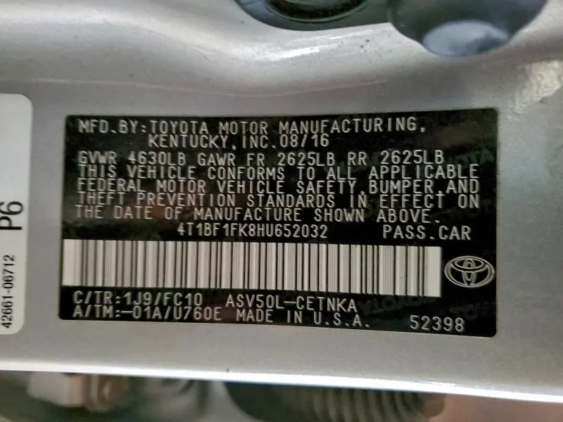 2017 TOYOTA CAMRY LE  