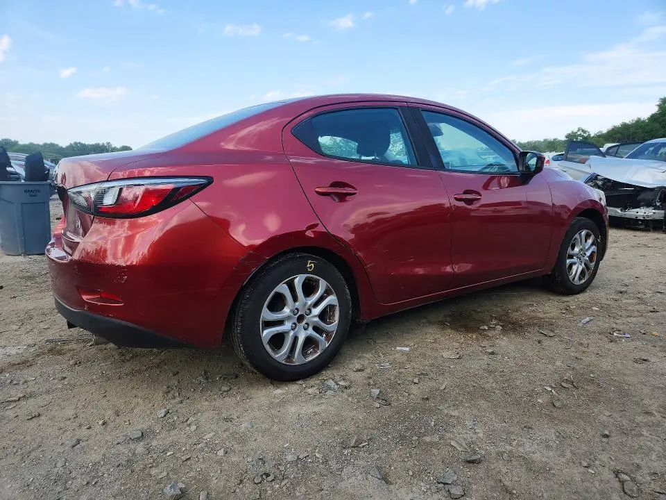 2017 TOYOTA YARIS IA BASE  