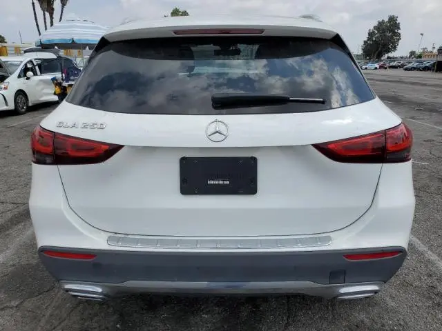 2023 MERCEDES-BENZ GLA 250