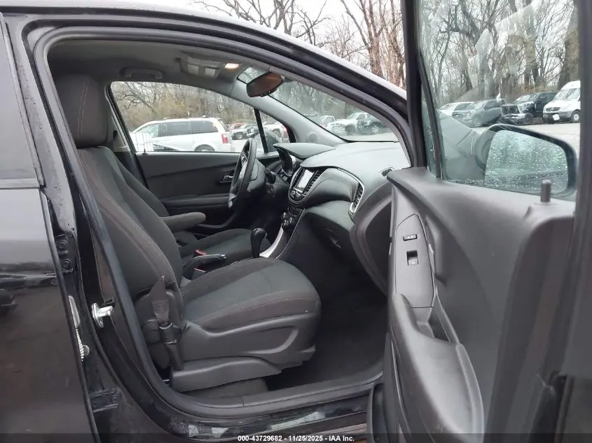 2021 CHEVROLET TRAX FWD LS