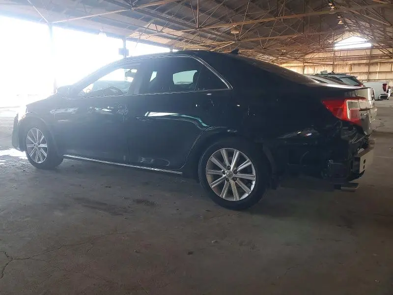 2013 TOYOTA CAMRY SE  