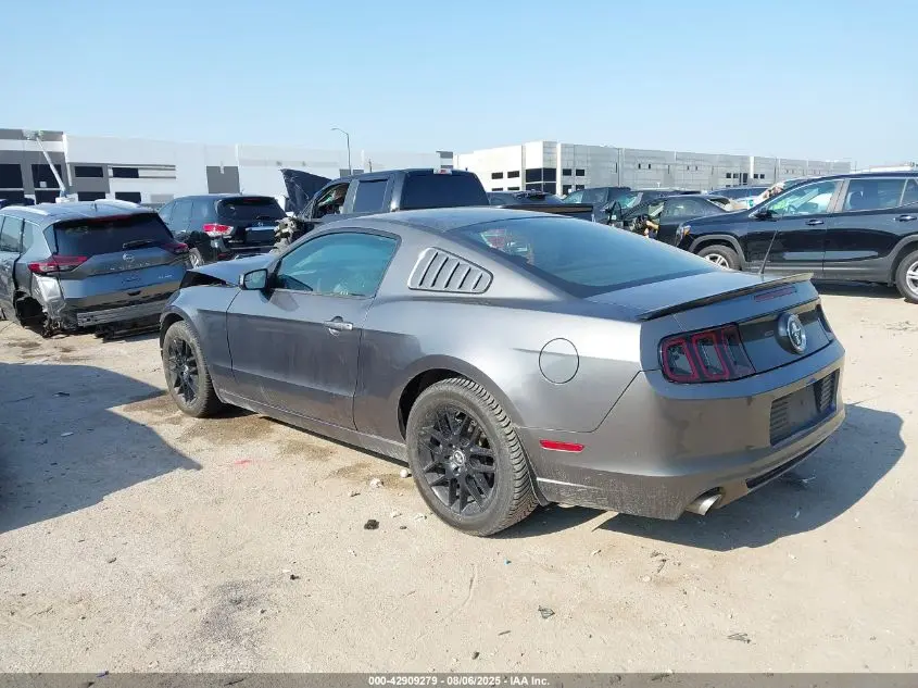 2014 FORD MUSTANG V6