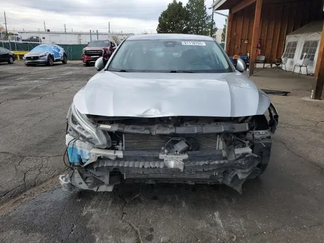 2022 NISSAN ALTIMA SV  