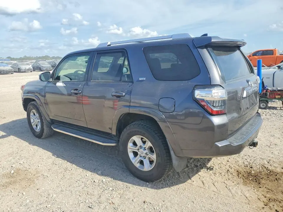 2018 TOYOTA 4RUNNER SR5  