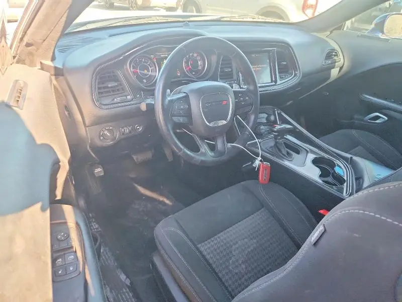 2015 DODGE CHALLENGER SXT  