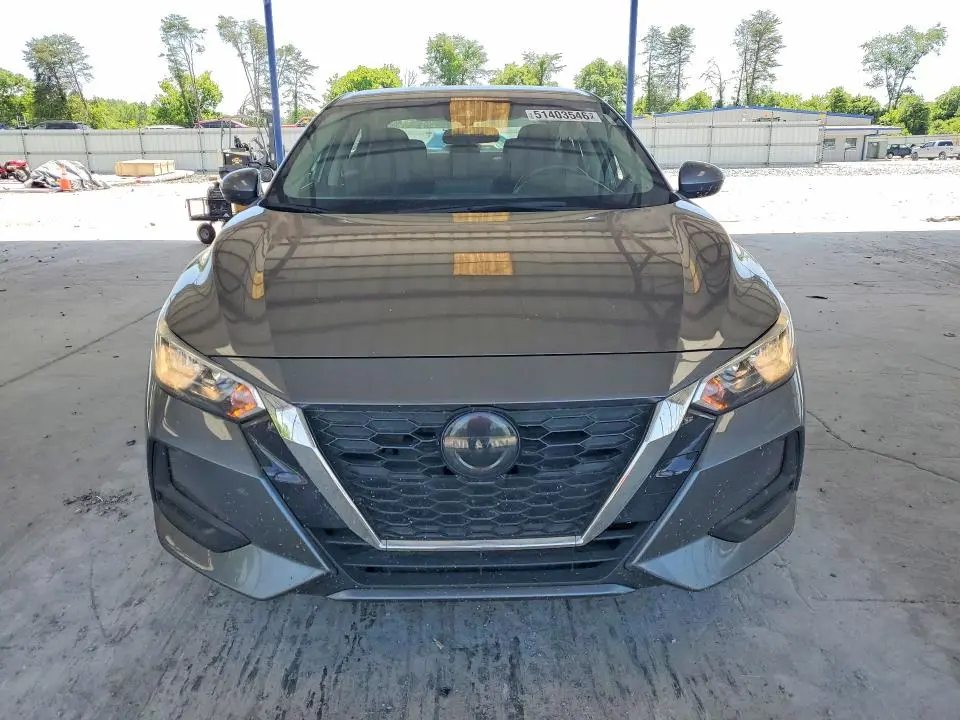 2022 NISSAN SENTRA SV  