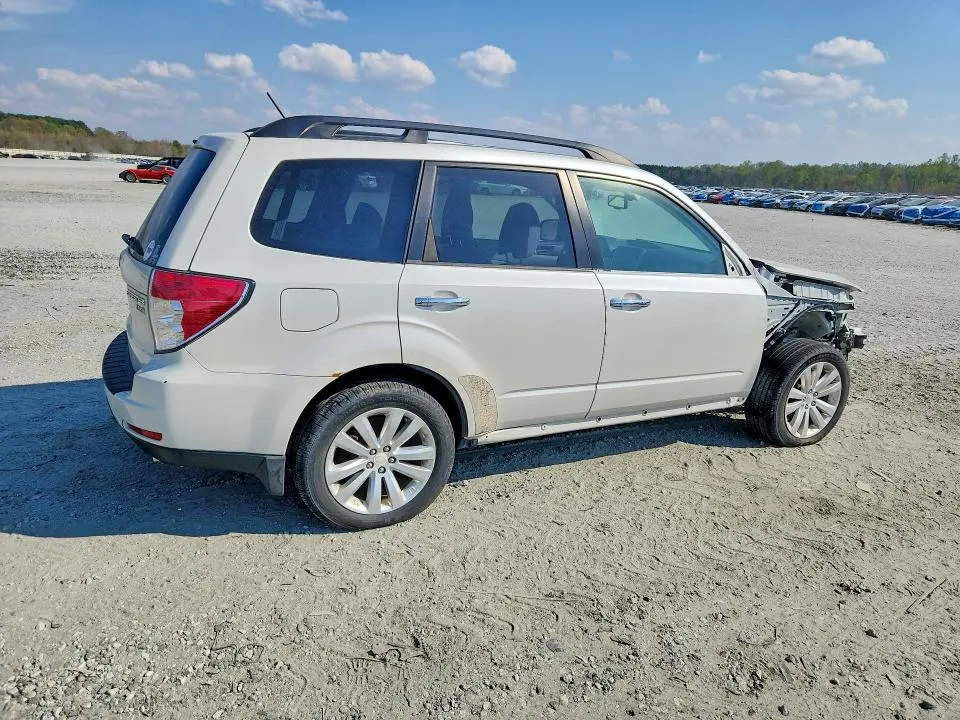 2011 SUBARU FORESTER LIMITED  