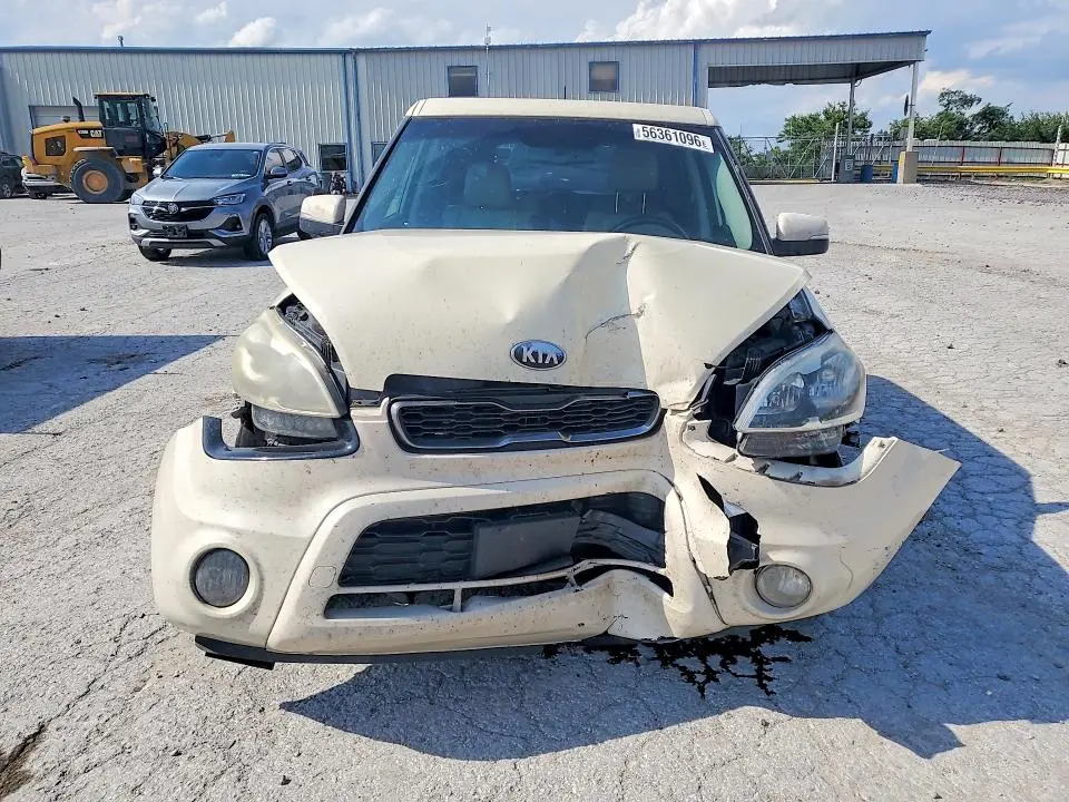 2013 KIA SOUL !  