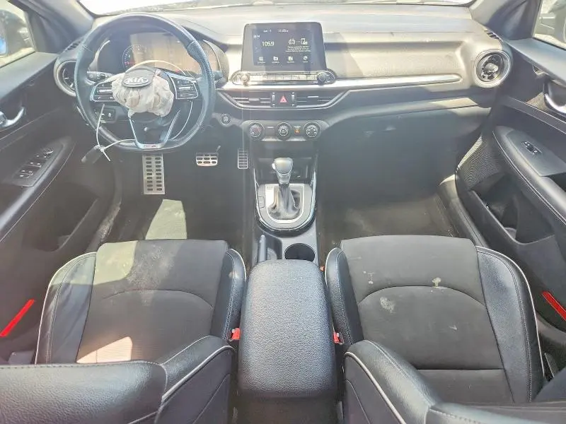2021 KIA FORTE GT LINE  