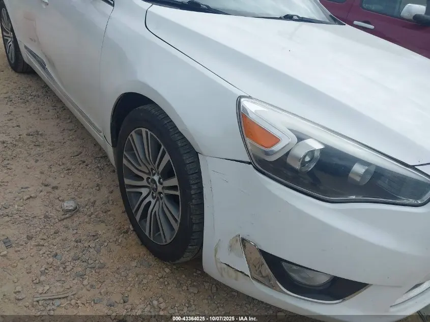 2016 KIA CADENZA PREMIUM