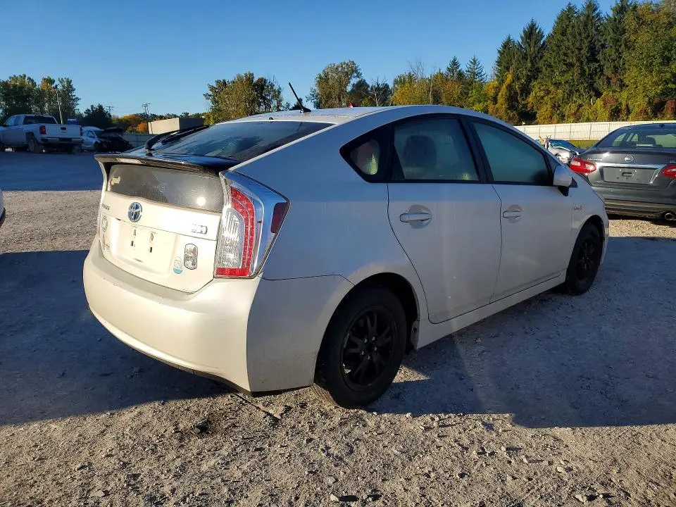 2015 TOYOTA PRIUS TWO  