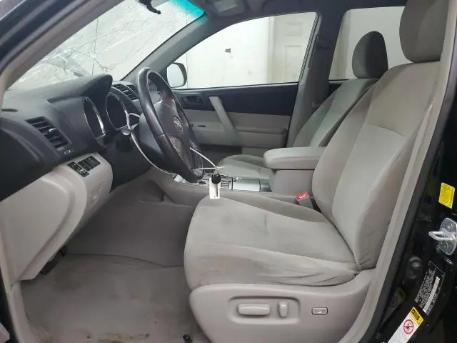 2010 TOYOTA HIGHLANDER   