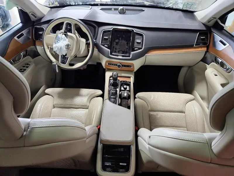 2020 VOLVO XC90 T6 INSCRIPTION  
