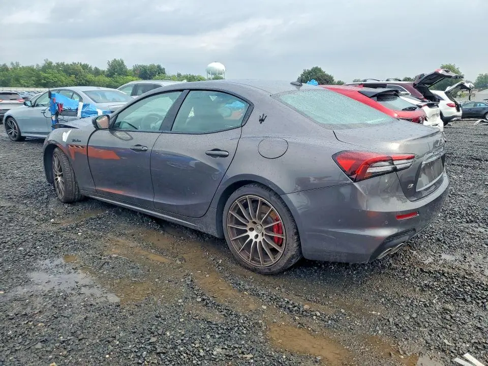 2024 MASERATI GHIBLI MODENA  