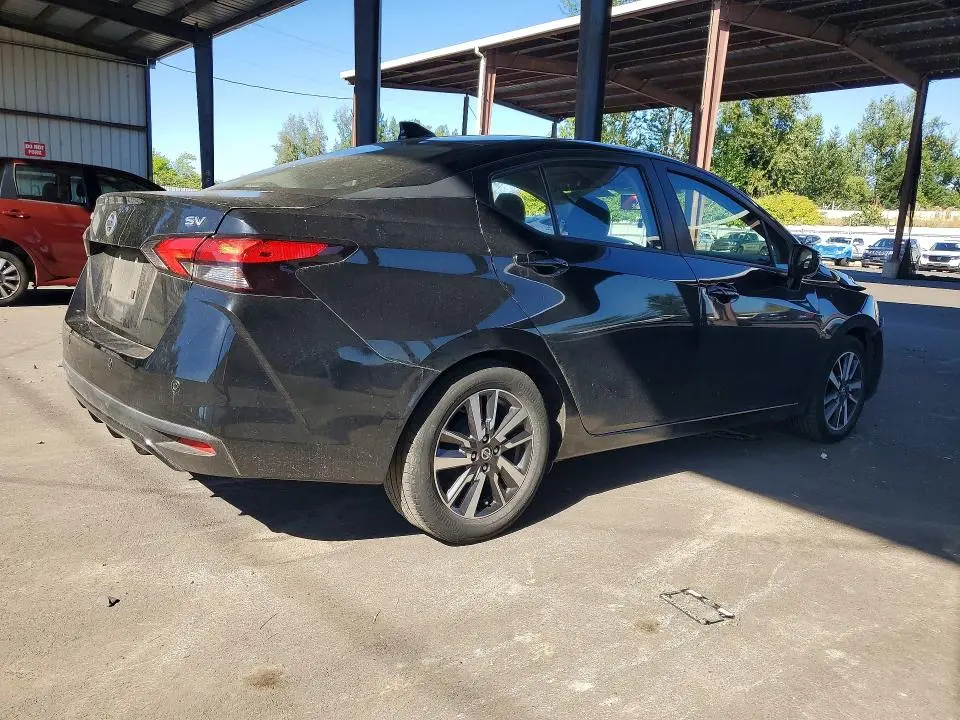 2021 NISSAN VERSA SV  