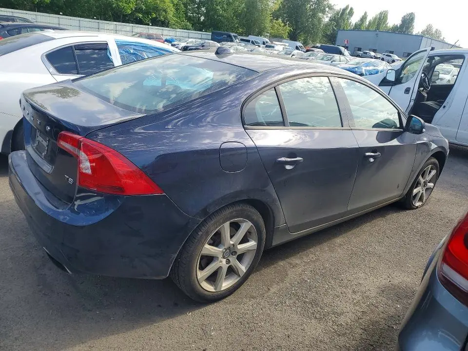 2016 VOLVO S60   