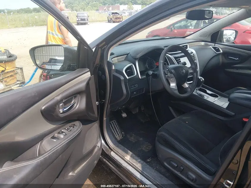 2016 NISSAN MURANO SV