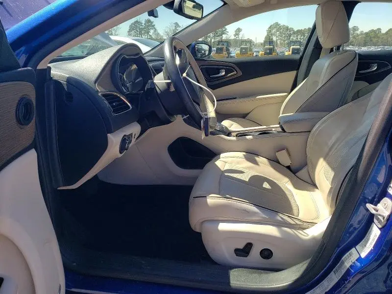 2015 CHRYSLER 200 C  