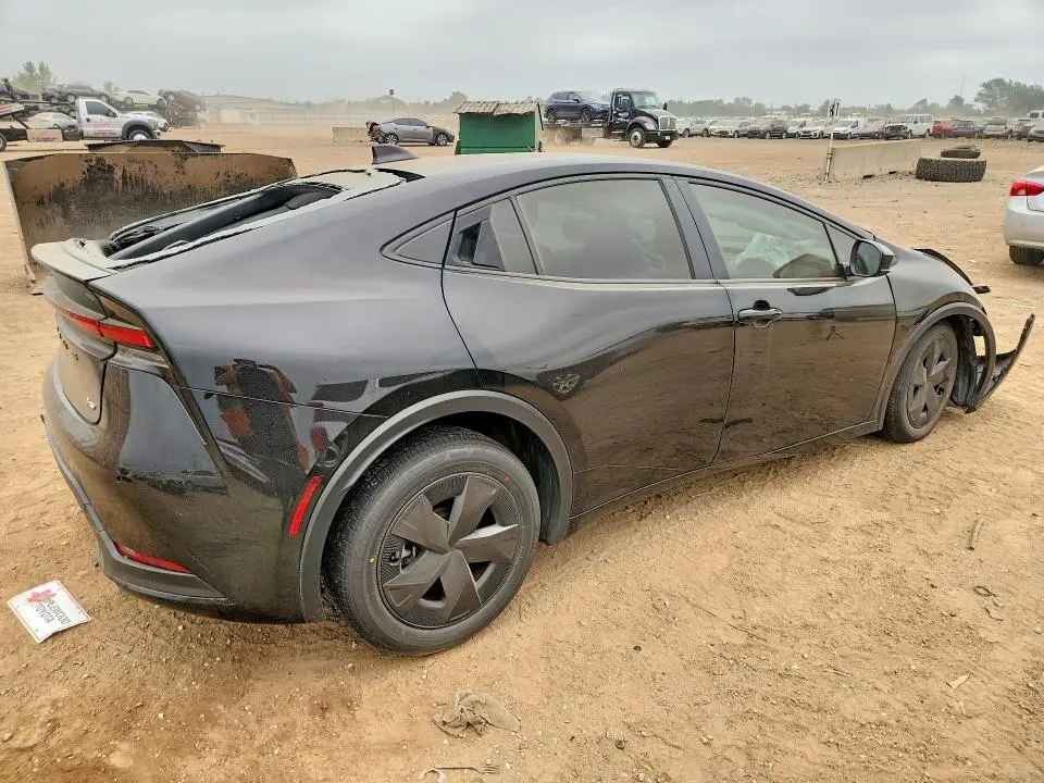 2023 TOYOTA PRIUS LE  