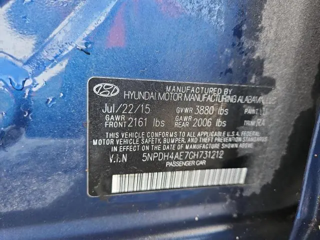 2016 HYUNDAI ELANTRA SE  