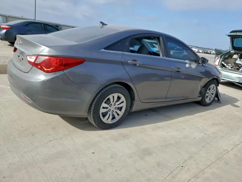2012 HYUNDAI SONATA GLS  