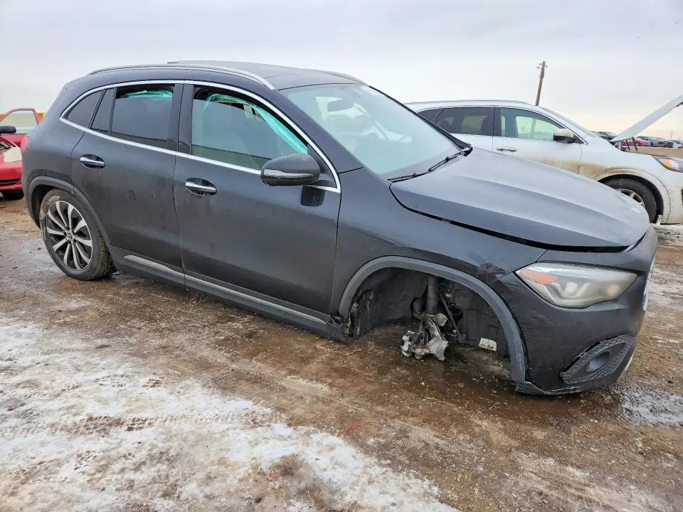 2022 MERCEDES-BENZ GLA 250 4MATIC  