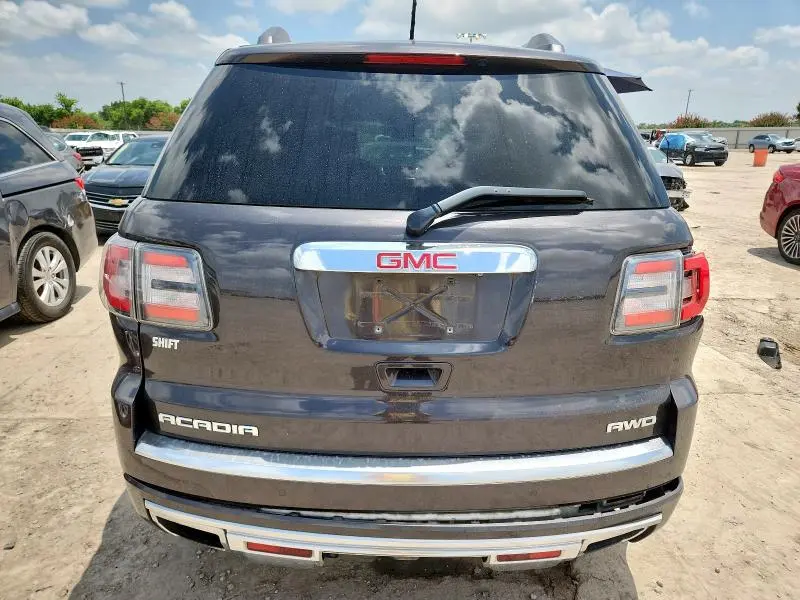 2015 GMC ACADIA DENALI  