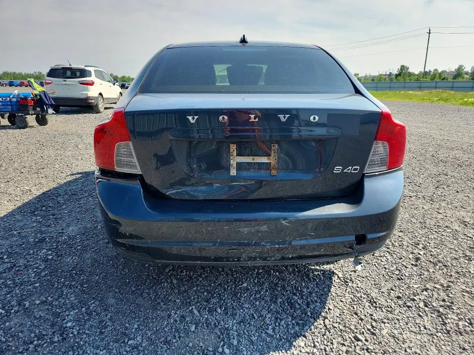 2010 VOLVO S40 2.4I  