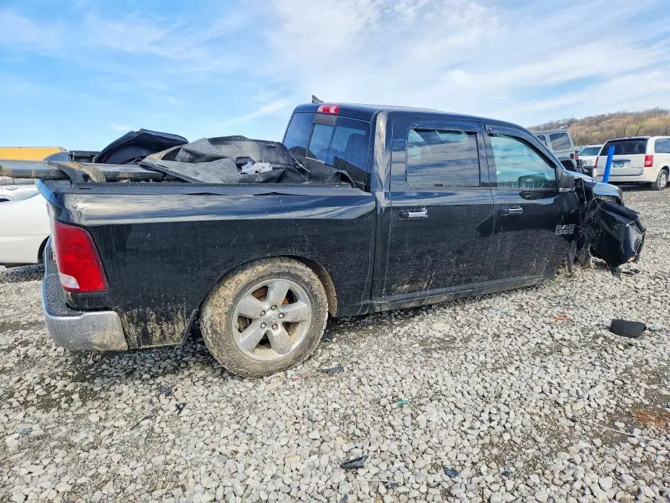 2014 RAM 1500 SLT  
