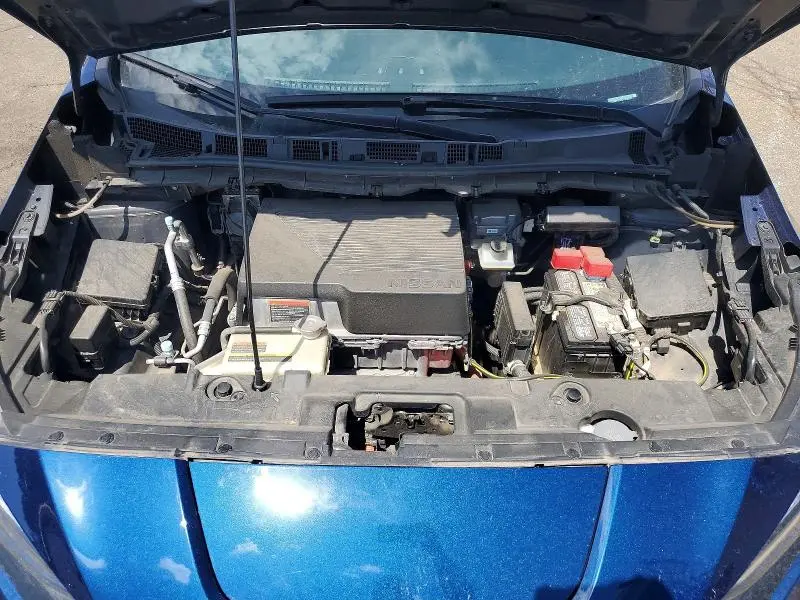 2020 NISSAN LEAF SV PLUS  