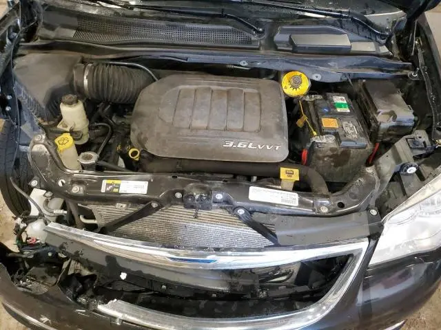 2015 CHRYSLER TOWN & COUNTRY TOURING  